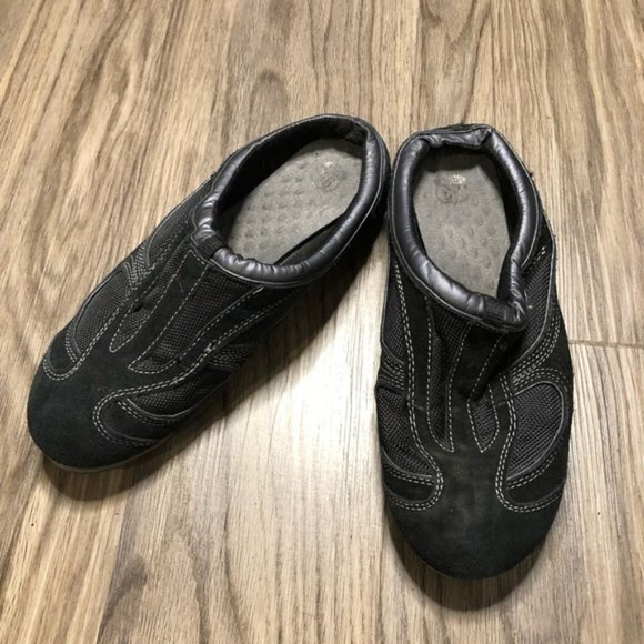 5/$15 Route 66 Slip On comfy Shoes‎ - Picture 1 of 5